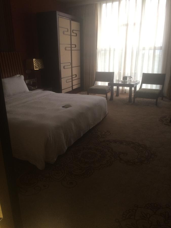 Zhuhai Chang'An Holiday Hotel ภายนอก รูปภาพ